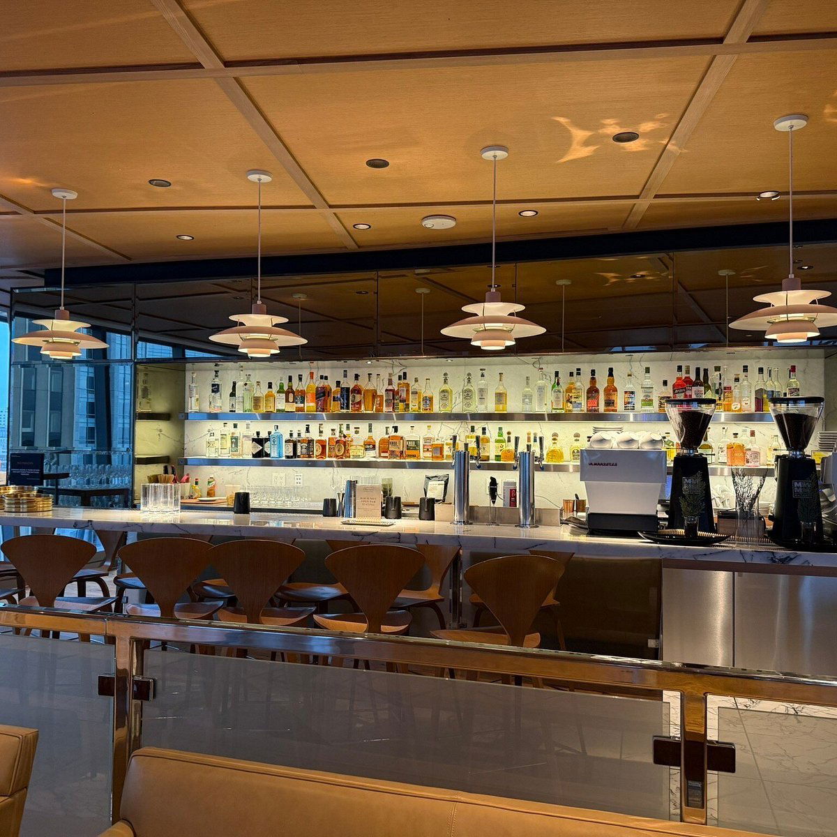 Charlotte Restaurant & Lounge, Restaurant in Seattle