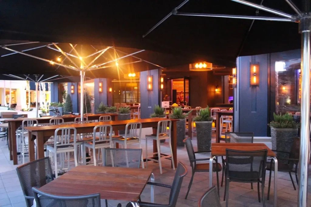 Tap 42 Boca Raton, Restaurant in Boca Raton