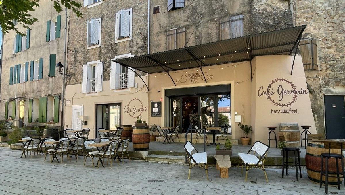 Café.Germain restaurant in Pourrieres, France