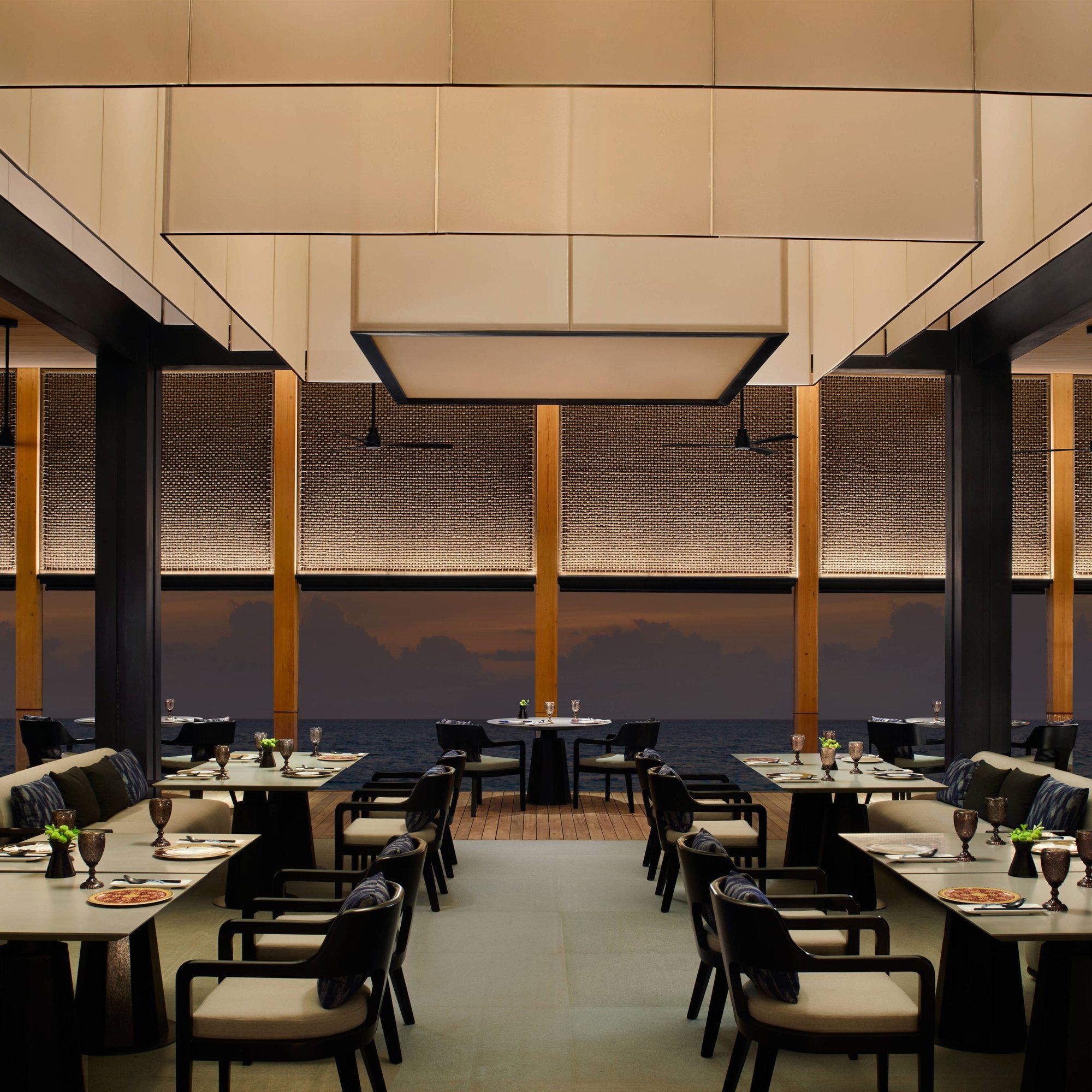 Summer Pavilion, Restaurant in North Male Atoll