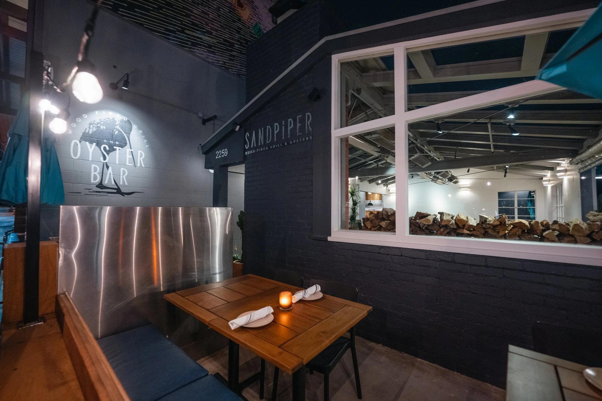 Sandpiper Wood Fired Grill & Oysters restaurant in La Jolla, United States