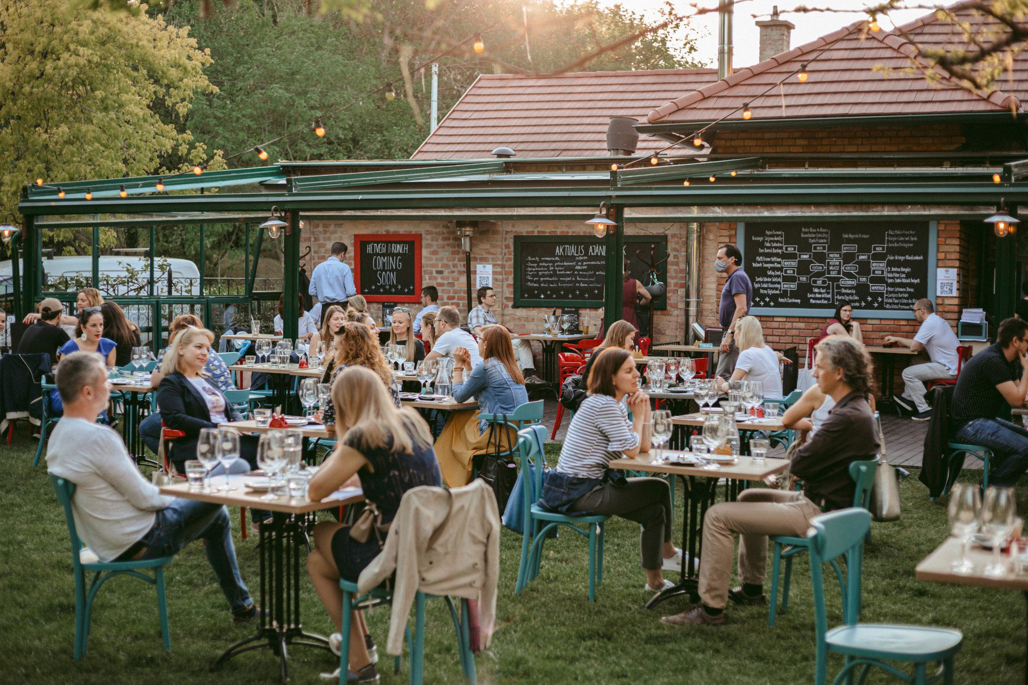 Fióka, Restaurant in Budapest