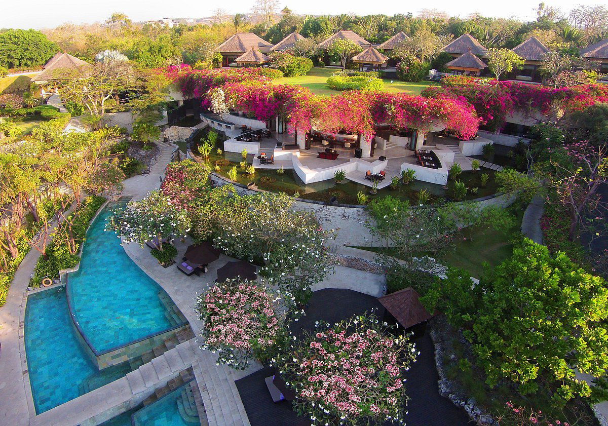 Tunjung Restaurant, Restaurant in Jimbaran