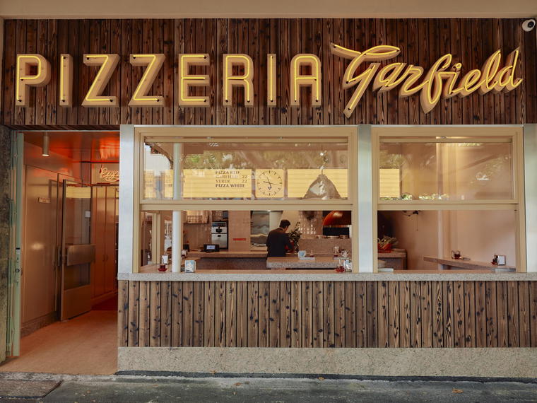Garfield Pizzeria, Carlton, Australia