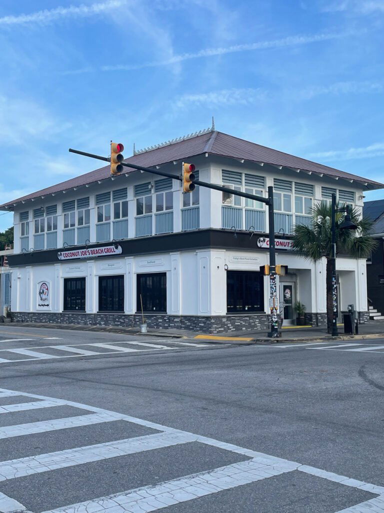 Coconut Joe's, Restaurant in Folly Beach