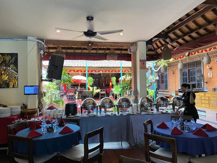 Petulu Restaurant, Restaurant in Gianyar