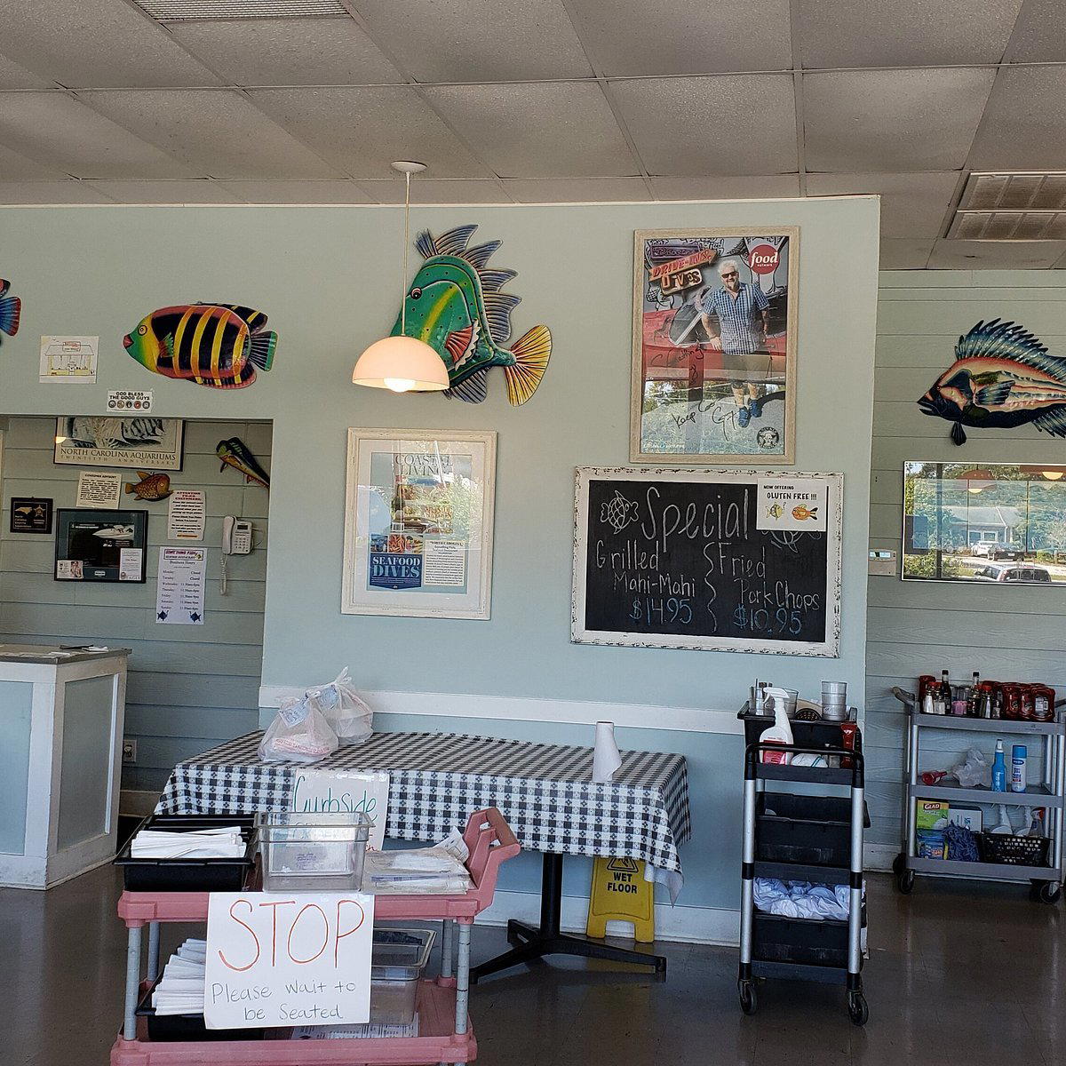 Something Fishy restaurant in Wilmington