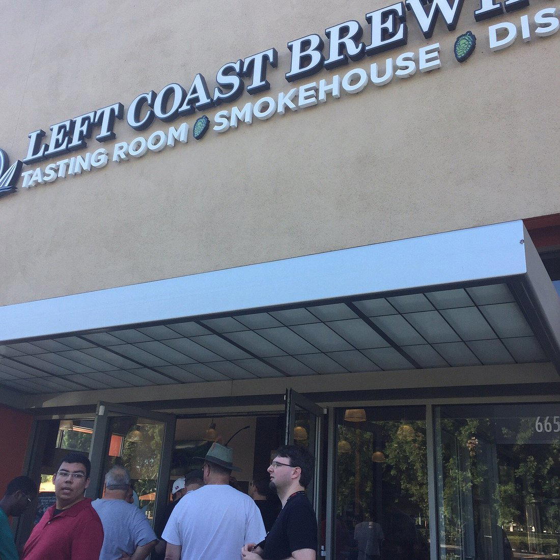Left Coast Brewing Company restaurant in Irvine, United States