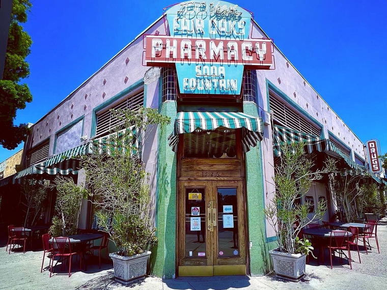 Fair Oaks Pharmacy, South Pasadena, United States