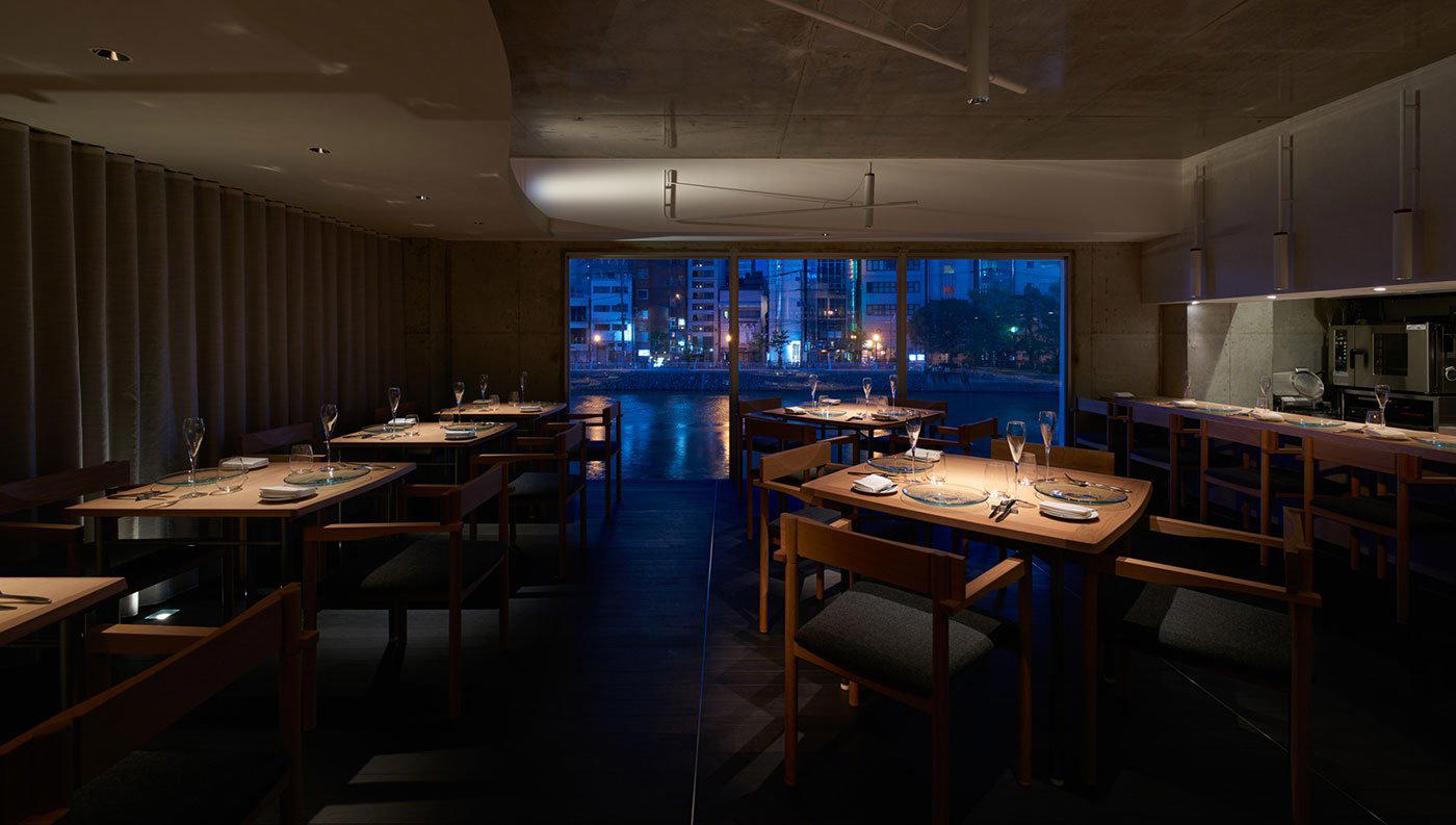 ローブランシュ restaurant in Fukuoka, Japan