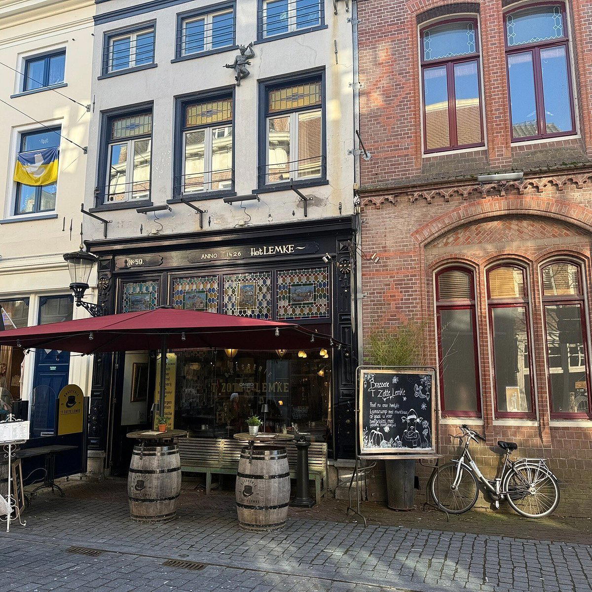 Brasserie 't Zotte Lemke restaurant in Nijmegen, Netherlands