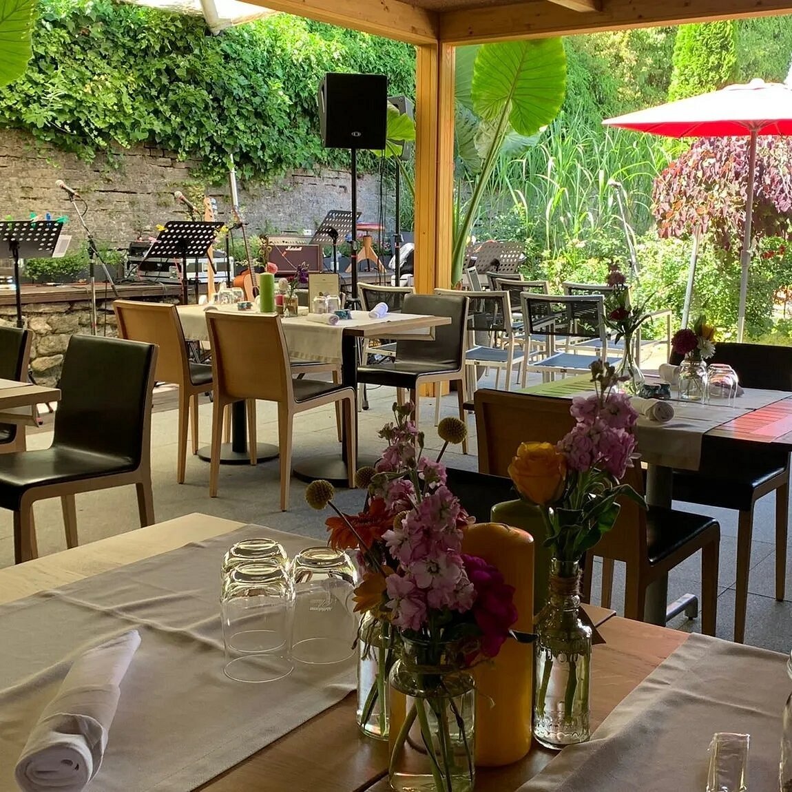 Jedermann restaurant in Stra Kirchen