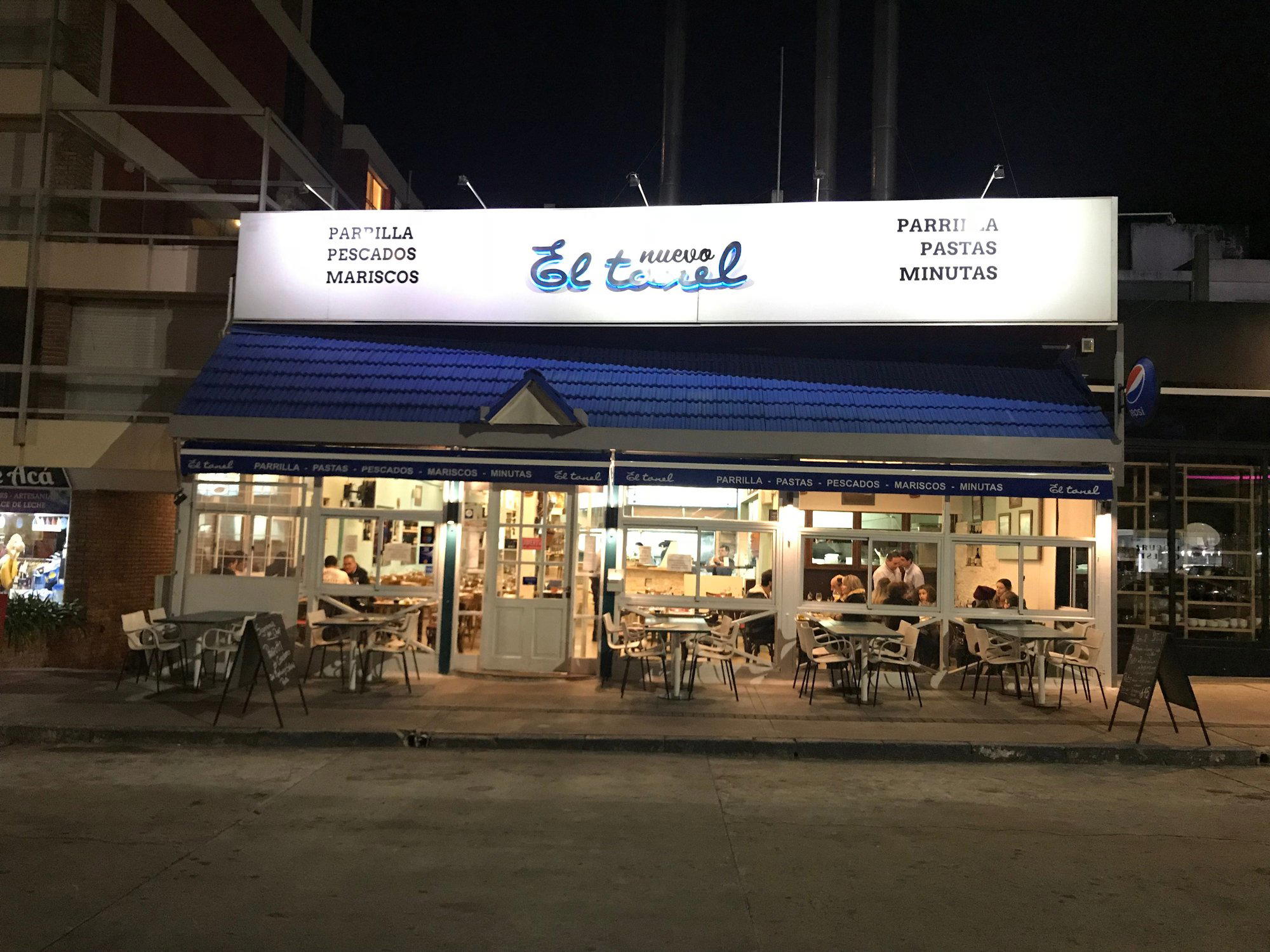 Almuerzos Barbacoa restaurant in Punta del Este