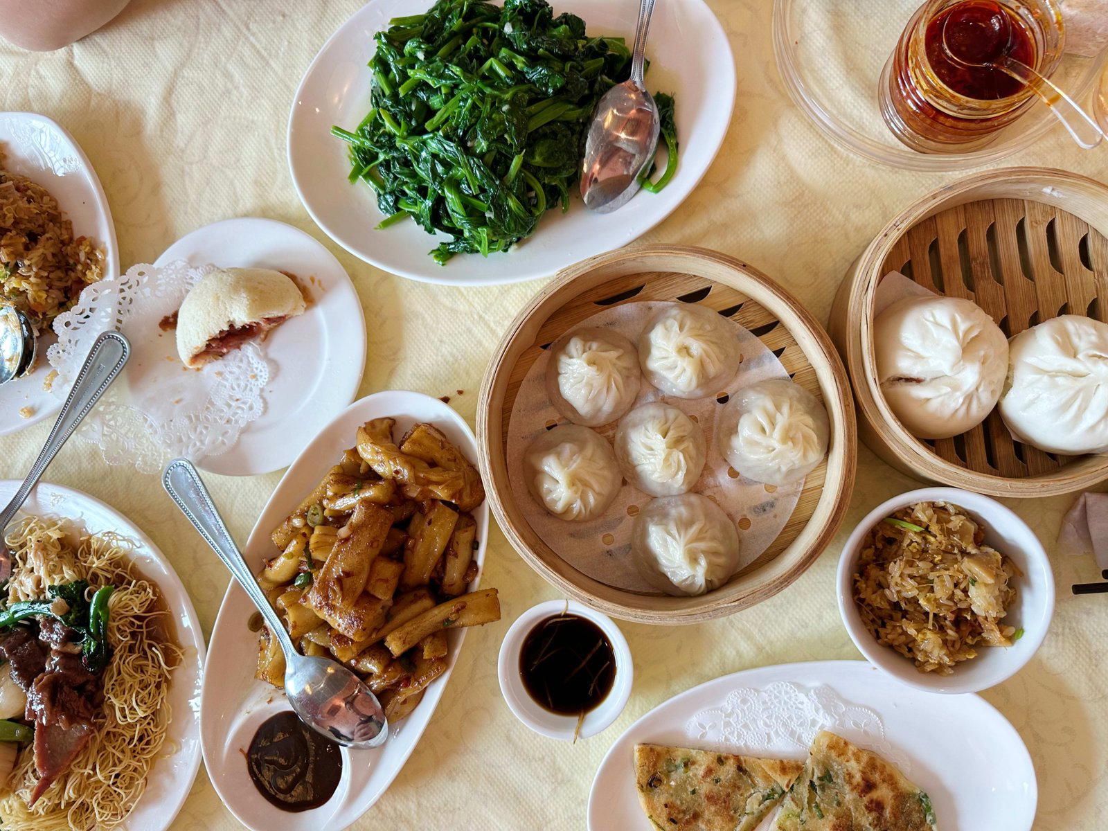 HK Lounge Bistro restaurant in San Francisco, United States