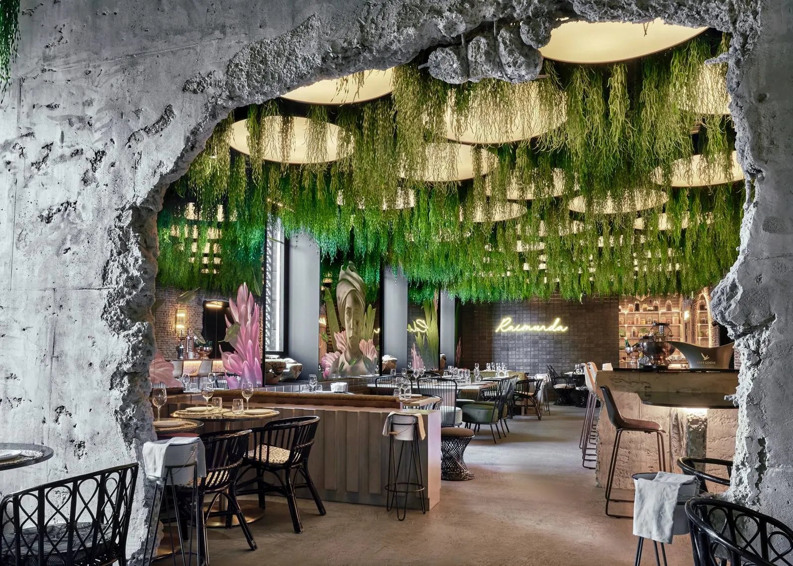 Raimunda restaurant in Madrid, Spain