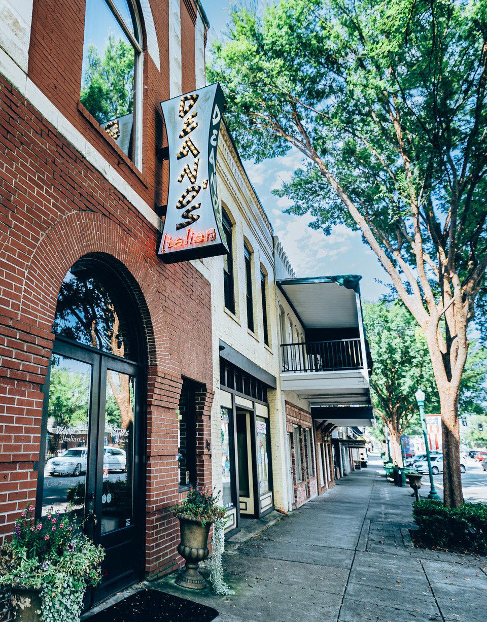 Deano’s restaurant in Newnan