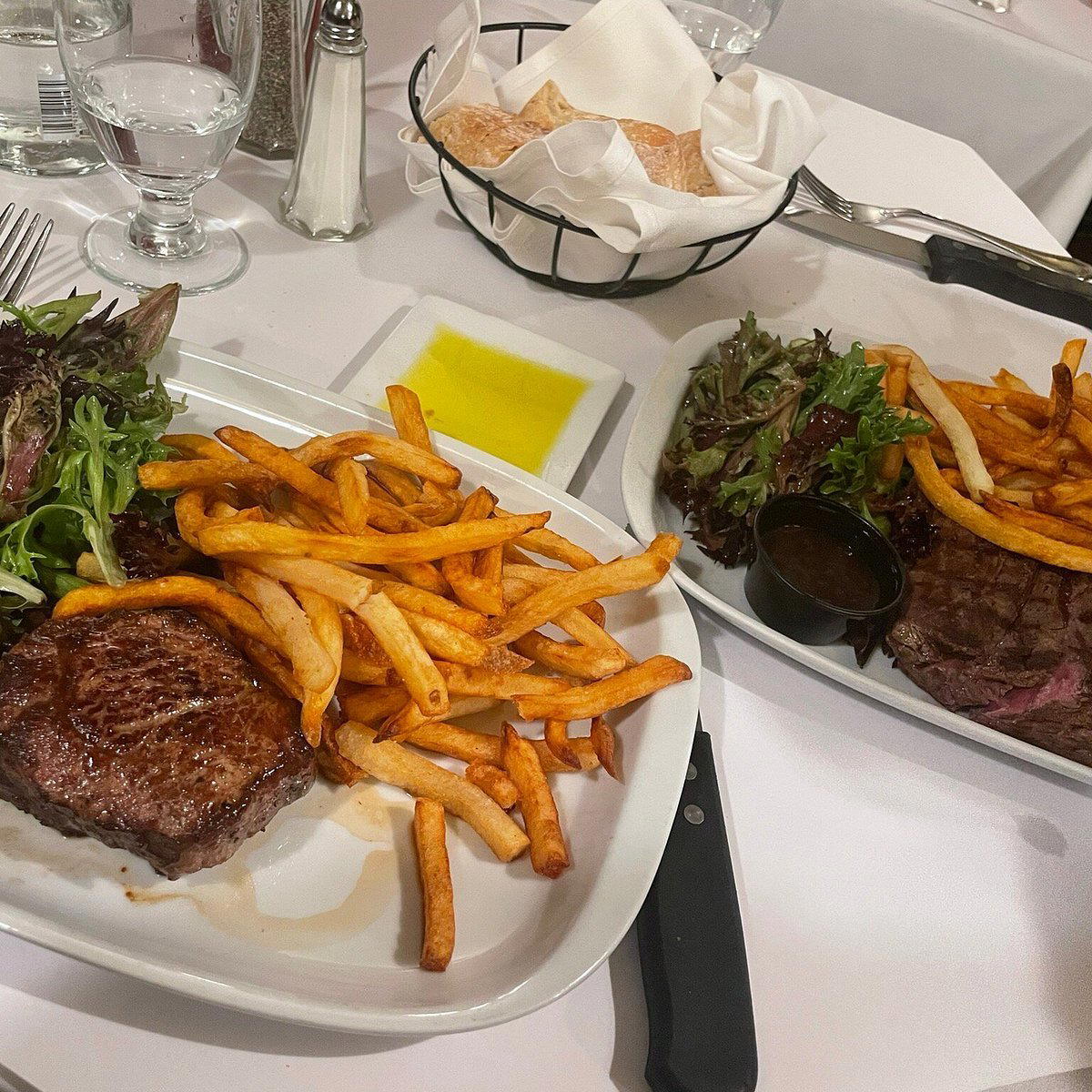Le Marais restaurant in New York City, United States
