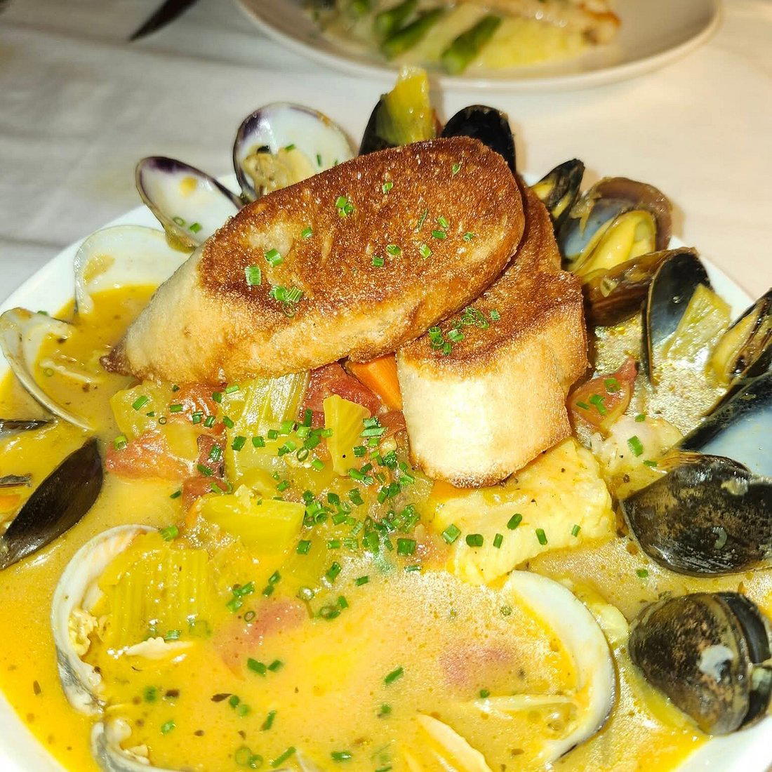 Épernay Bistro restaurant in Los Gatos, United States
