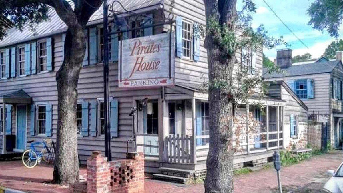 The Pirates' House restaurant in Savannah, United States