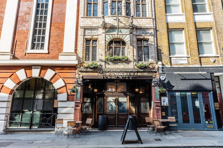 Fox and Anchor, Restaurant in London