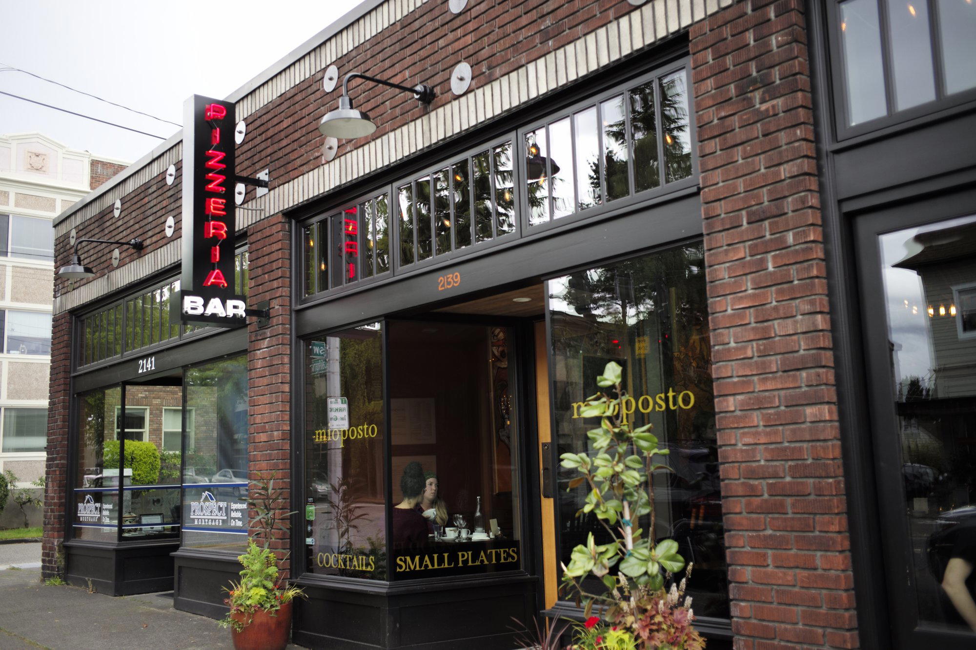 Mioposto Pizzeria restaurant in Seattle, United States