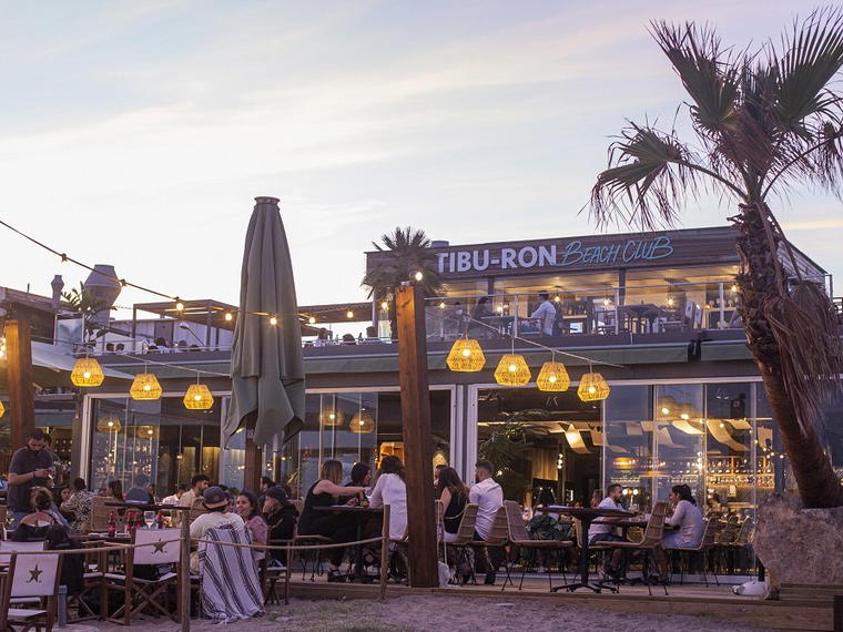 Tibu-Ron Beach Club, Castelldefels, Spain