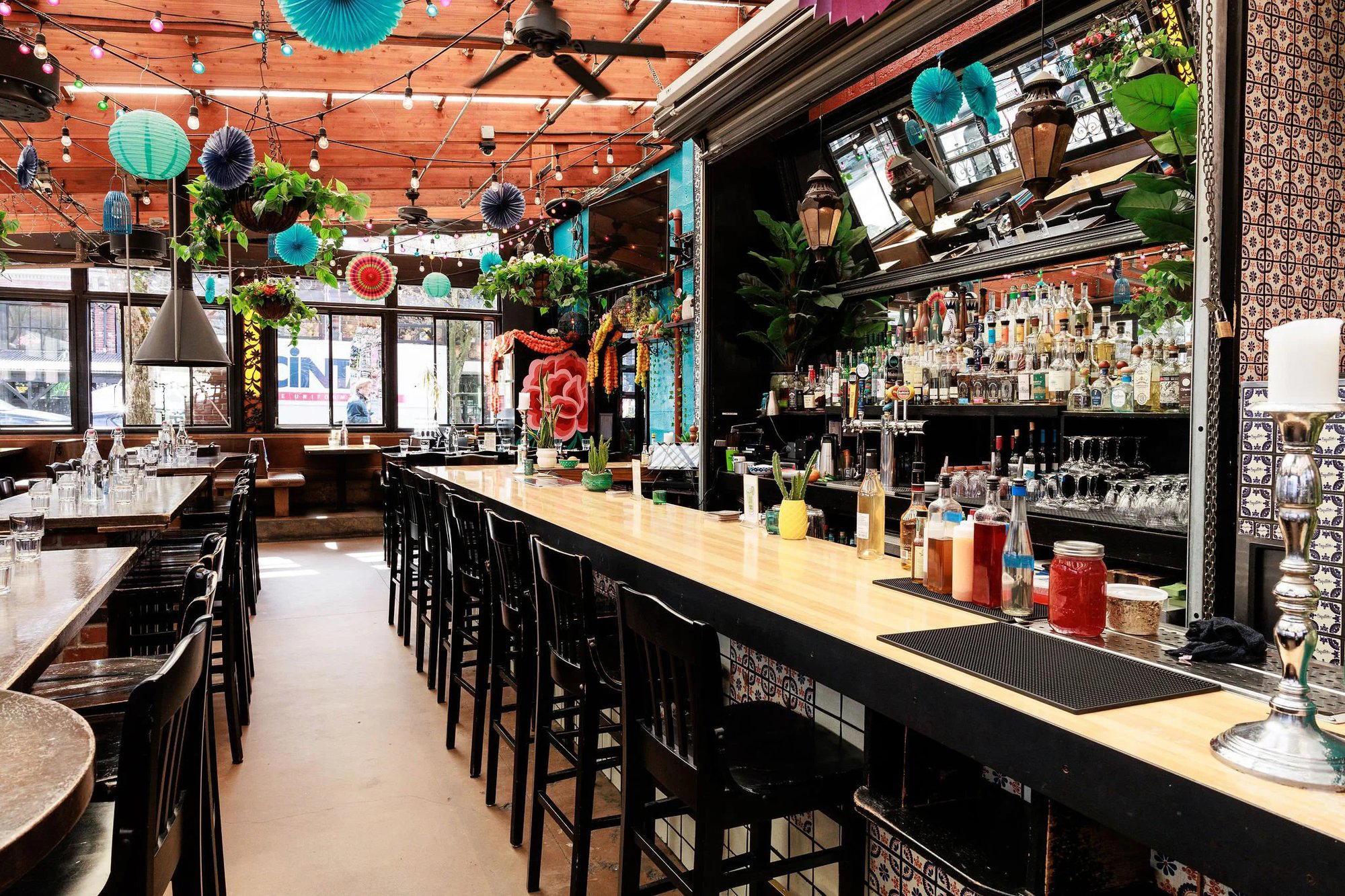 Poquitos restaurant in Seattle, United States