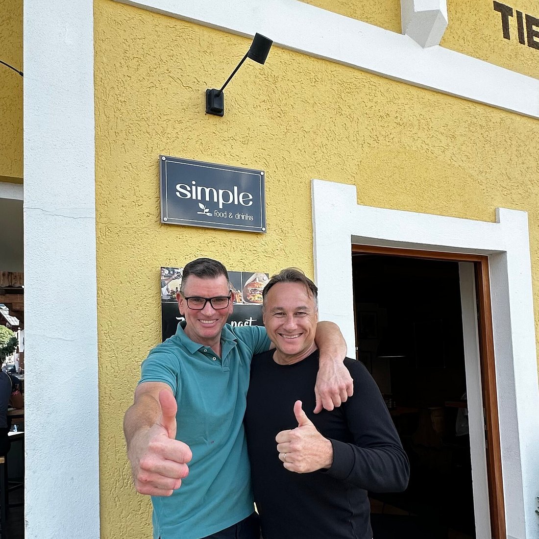 Simple food & drinks restaurant in Kitzbühel, Austria