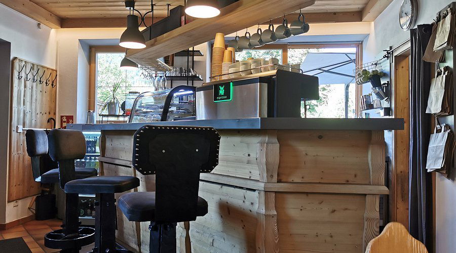 Simple food & drinks, Restaurant in Kitzbühel