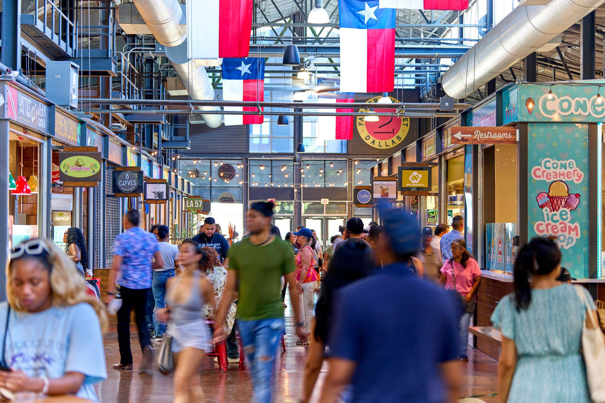 Dallas Farmers Market restaurant in Dallas, United States
