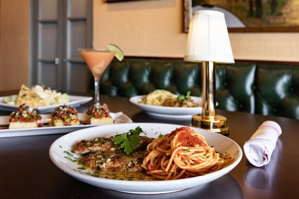 Rumari, Restaurant in Laguna Beach