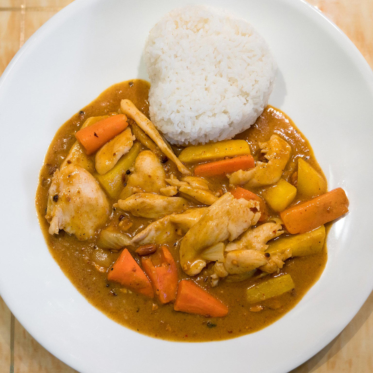 Saenphet Thai restaurant in Longyearbyen