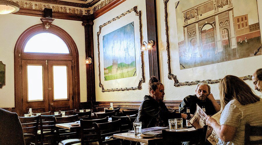 Ralph's Italian Restaurant, Restaurant in Philadelphia