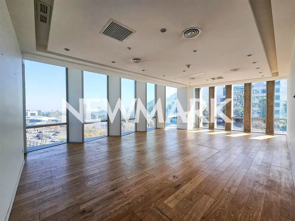 Av. Apoquindo 5106, Restaurant in Santiago