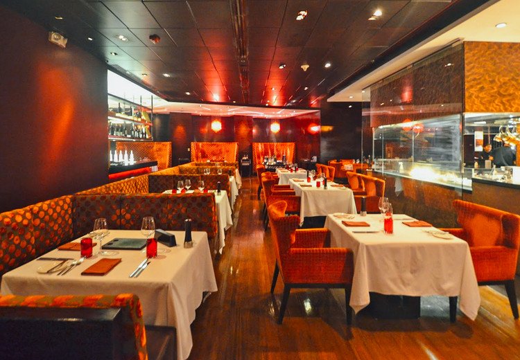 Cru Steakhouse, Restaurant in Pasay