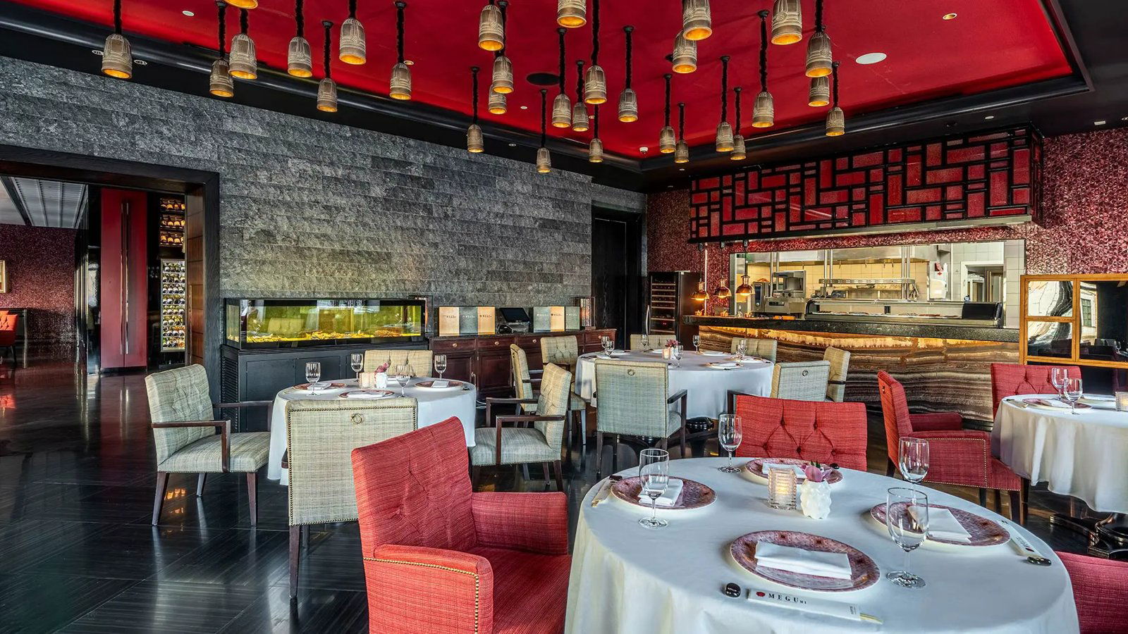 MEGUMI, Restaurant in Saint Petersburg