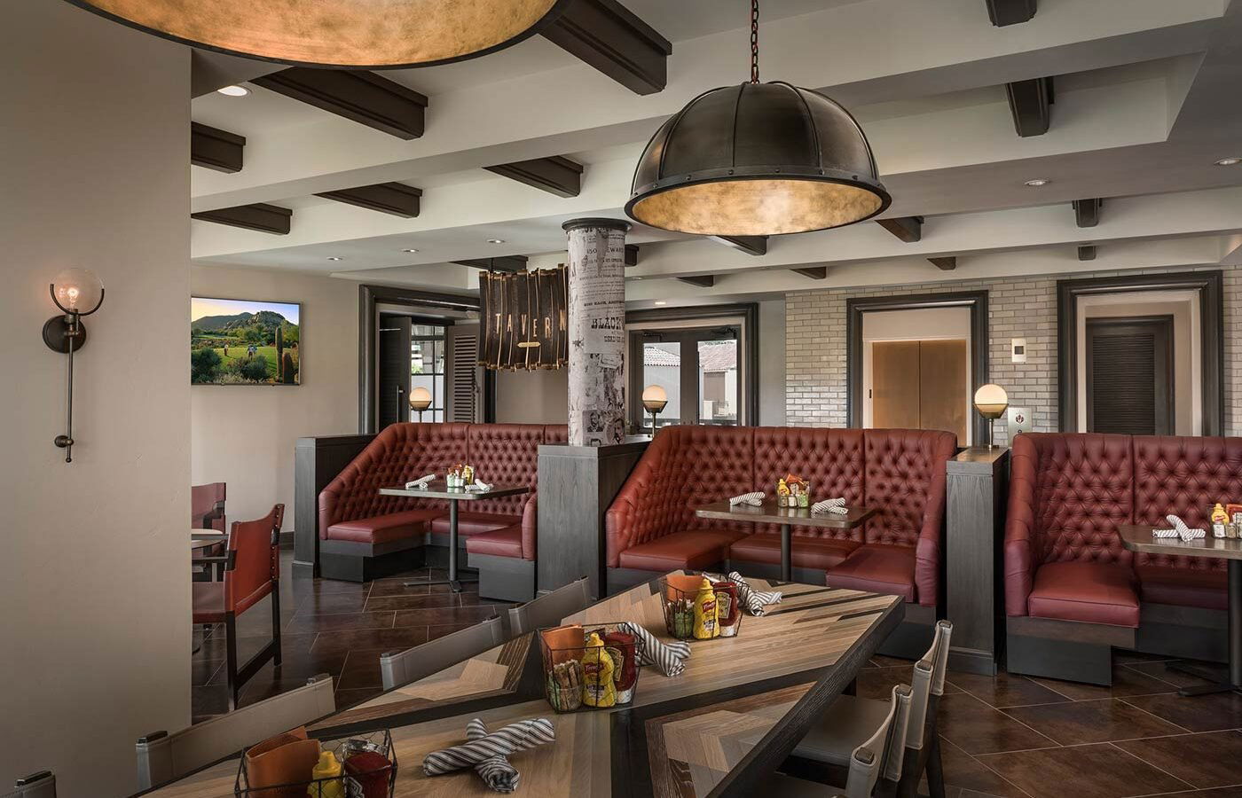 The Phoenician Tavern, Restaurant in Scottsdale