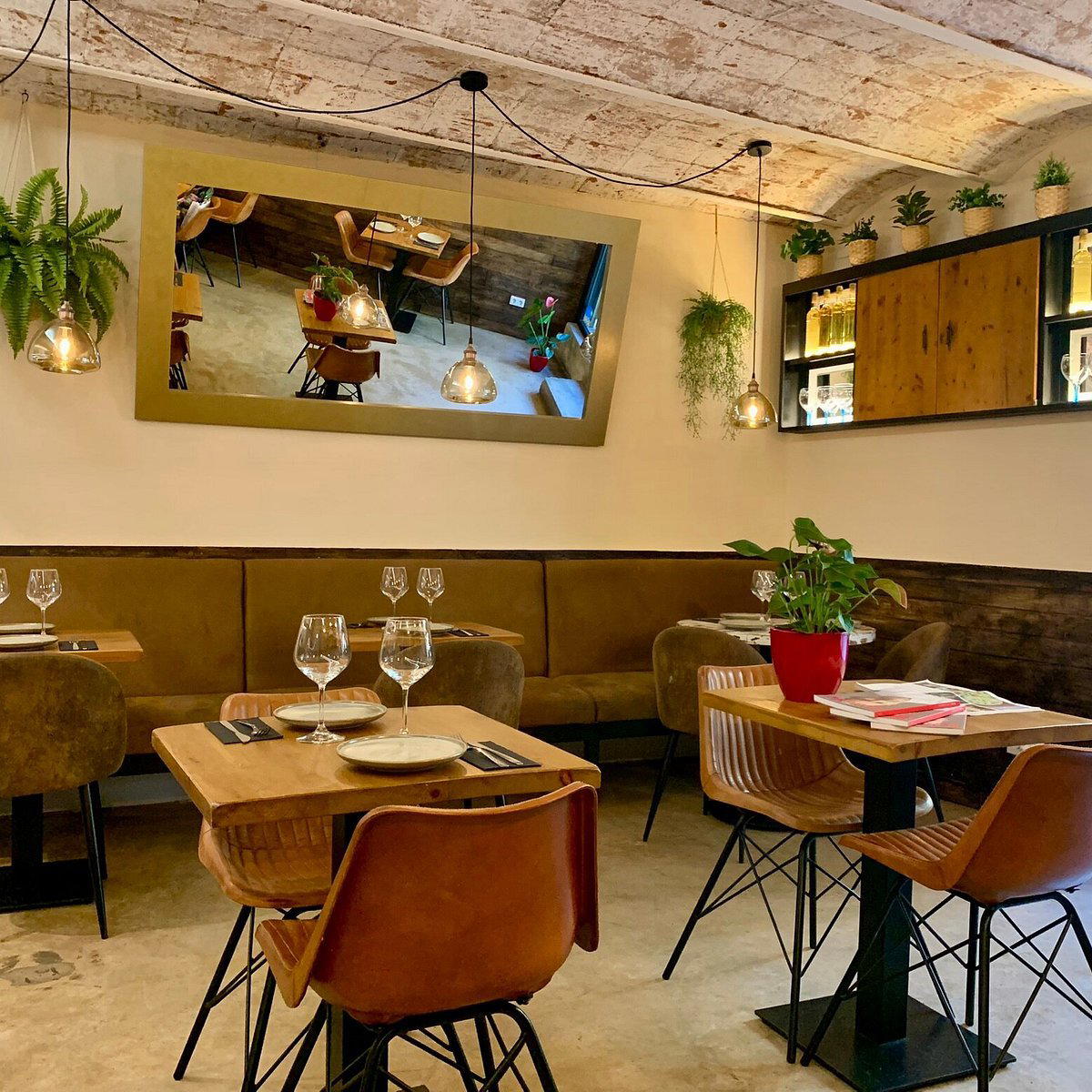 by Solà Espacio Gastronómico restaurant in Barcelona, Spain