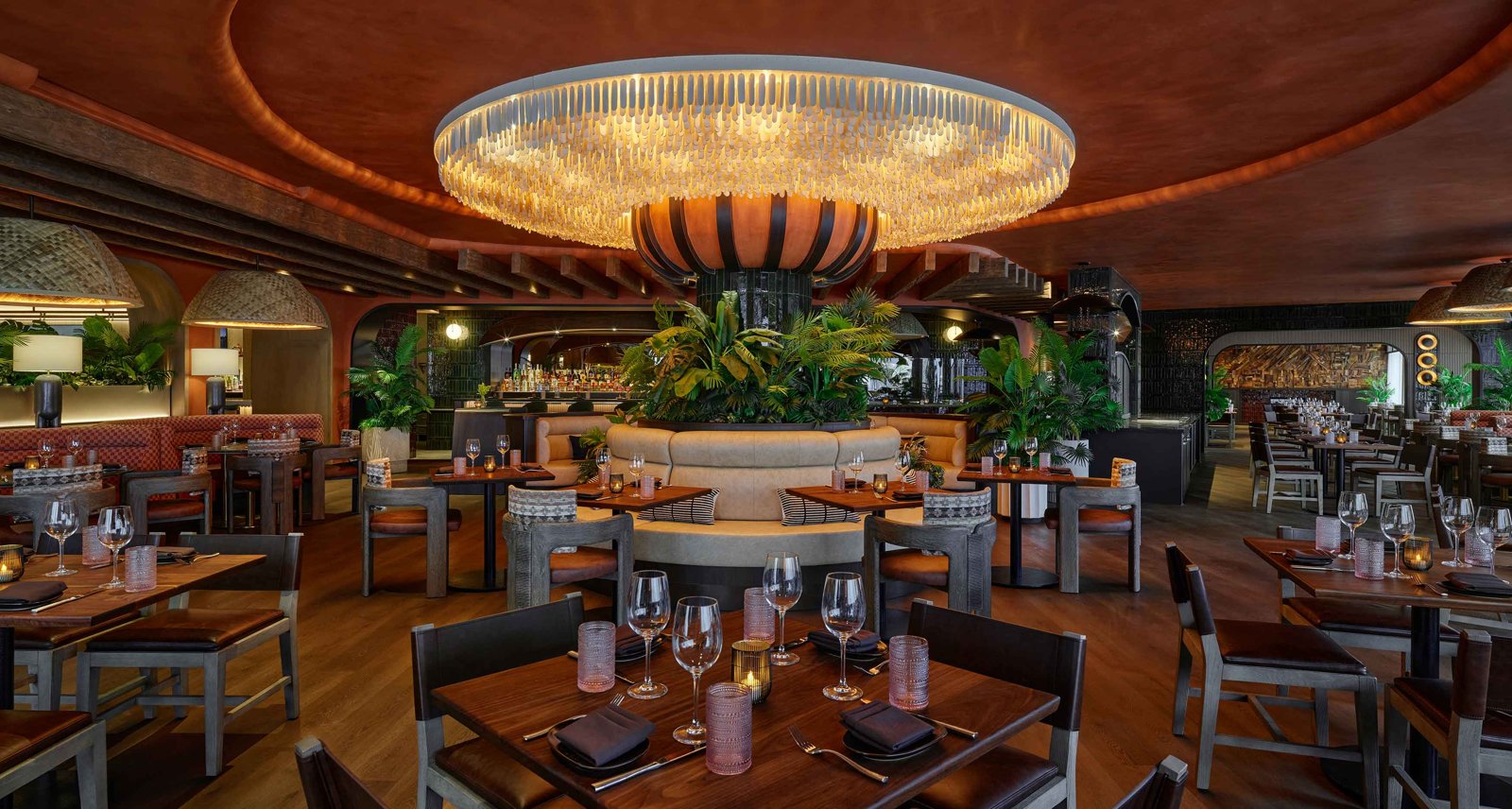 TORO Kitchen & Lounge