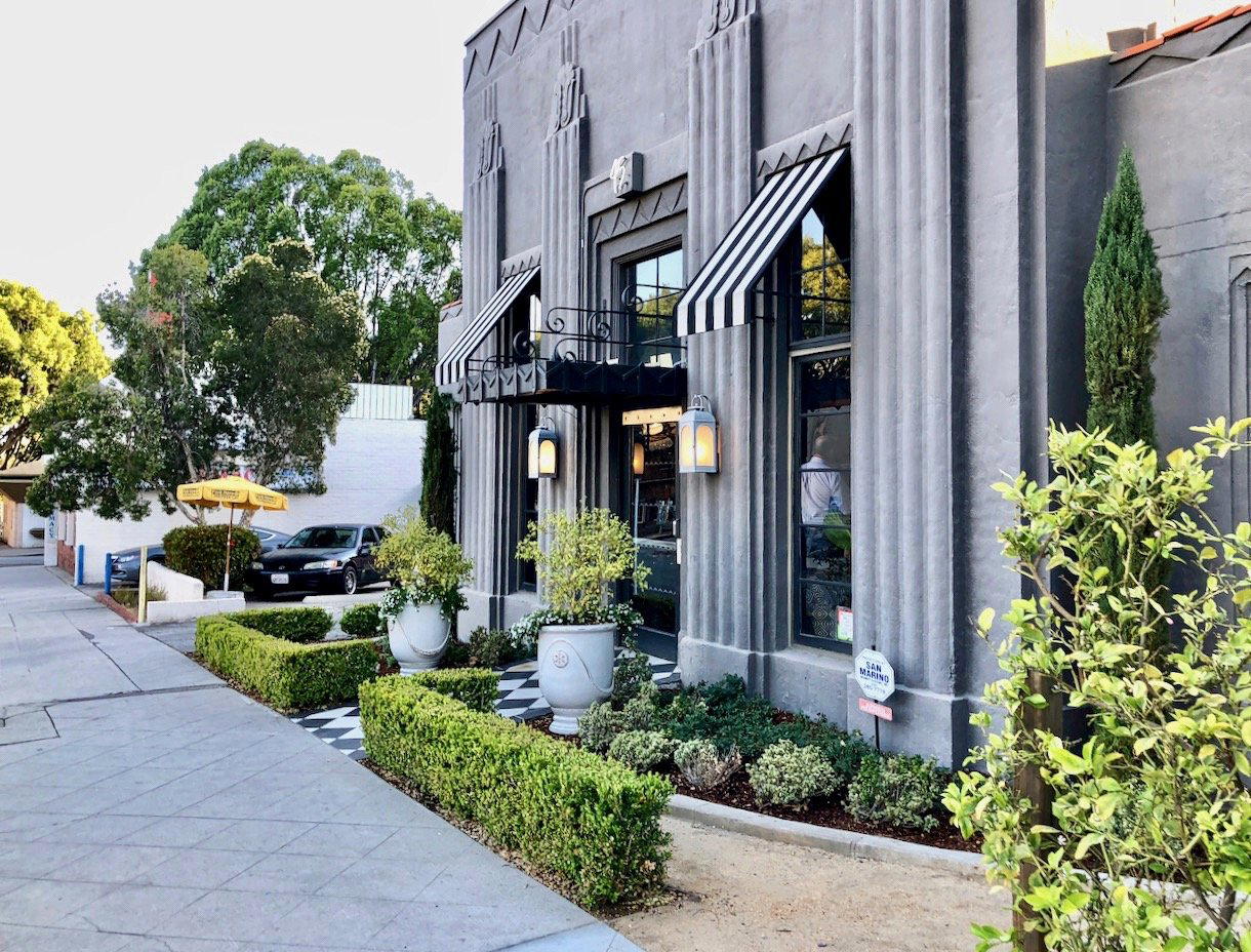 Bistro 45 restaurant in Pasadena, United States