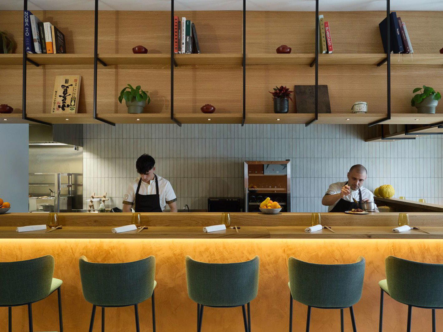 Clarisse restaurant in Tura