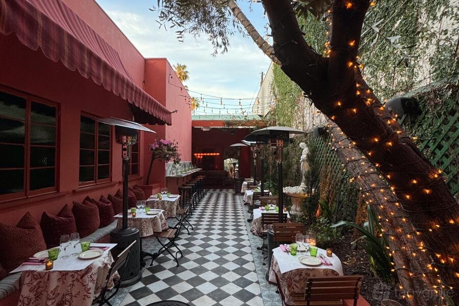 Scarlett, Restaurant in Los Angeles