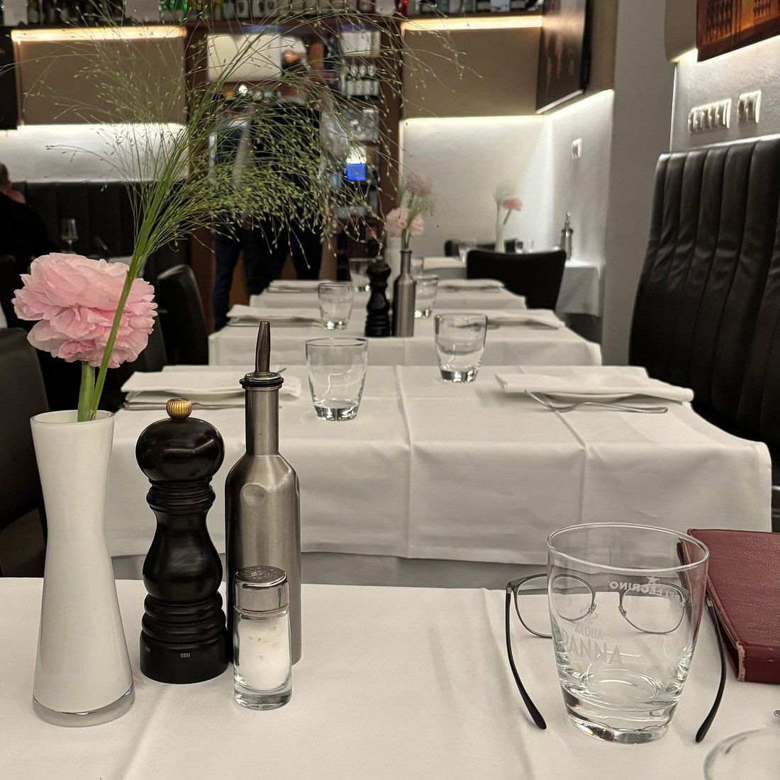 CARLOS, Restaurant in Vienna