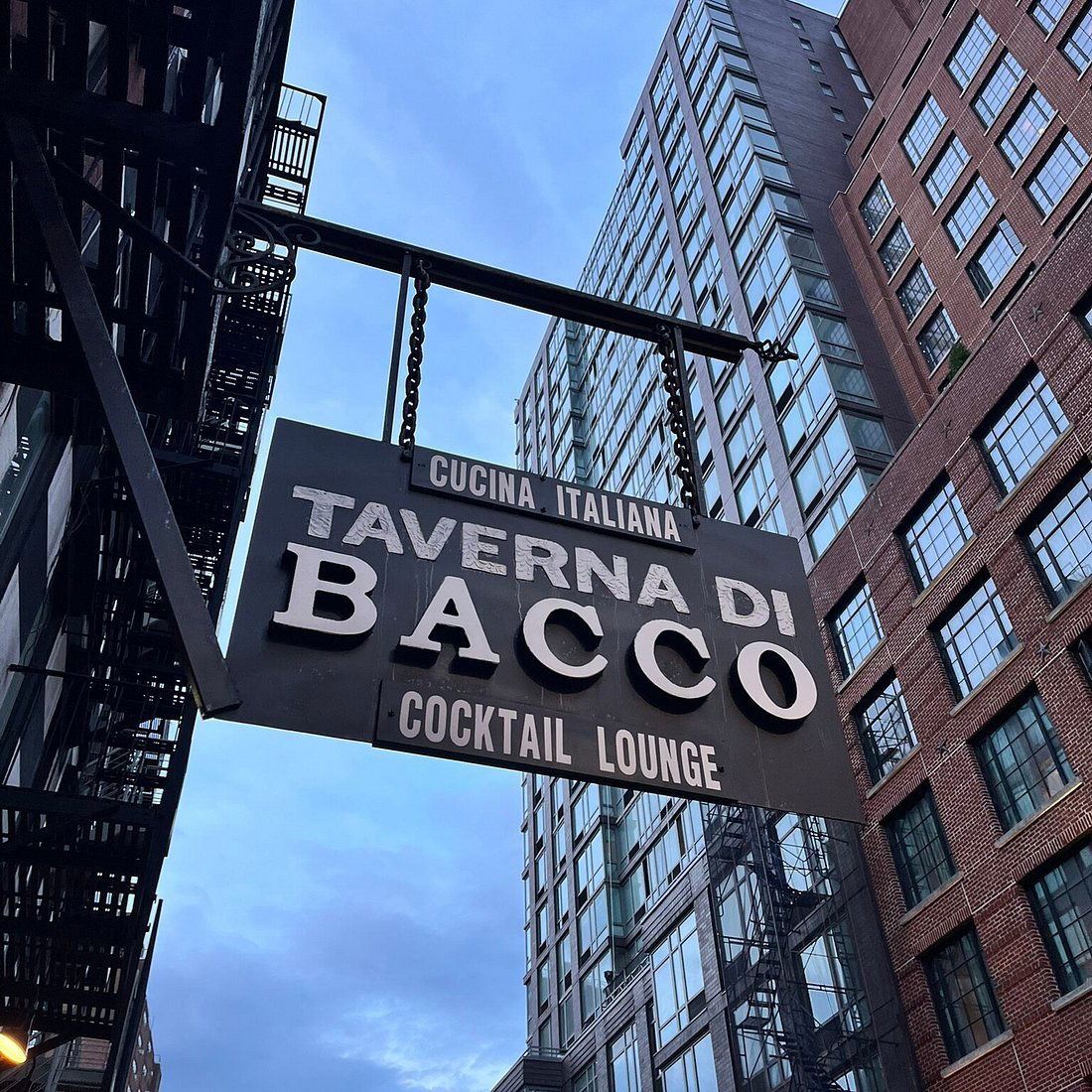 Taverna Di Bacco, Restaurant in New York City