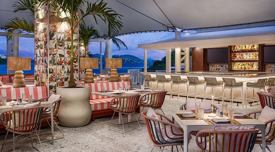 Sails Beachside Restaurant & Bar
