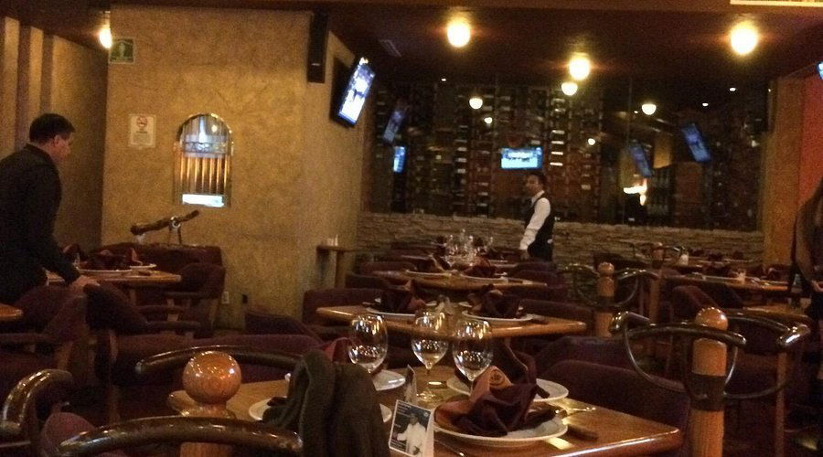 P&W, Restaurant in Mexico City