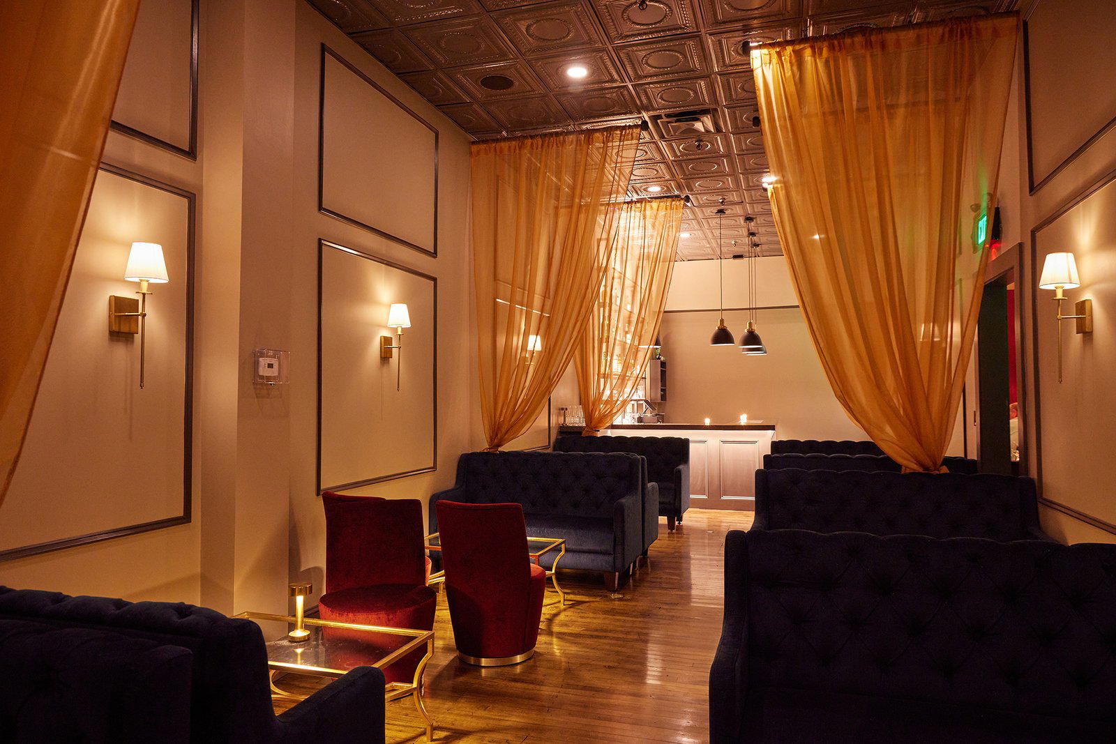 The Wig Shop restaurant in Boston, United States