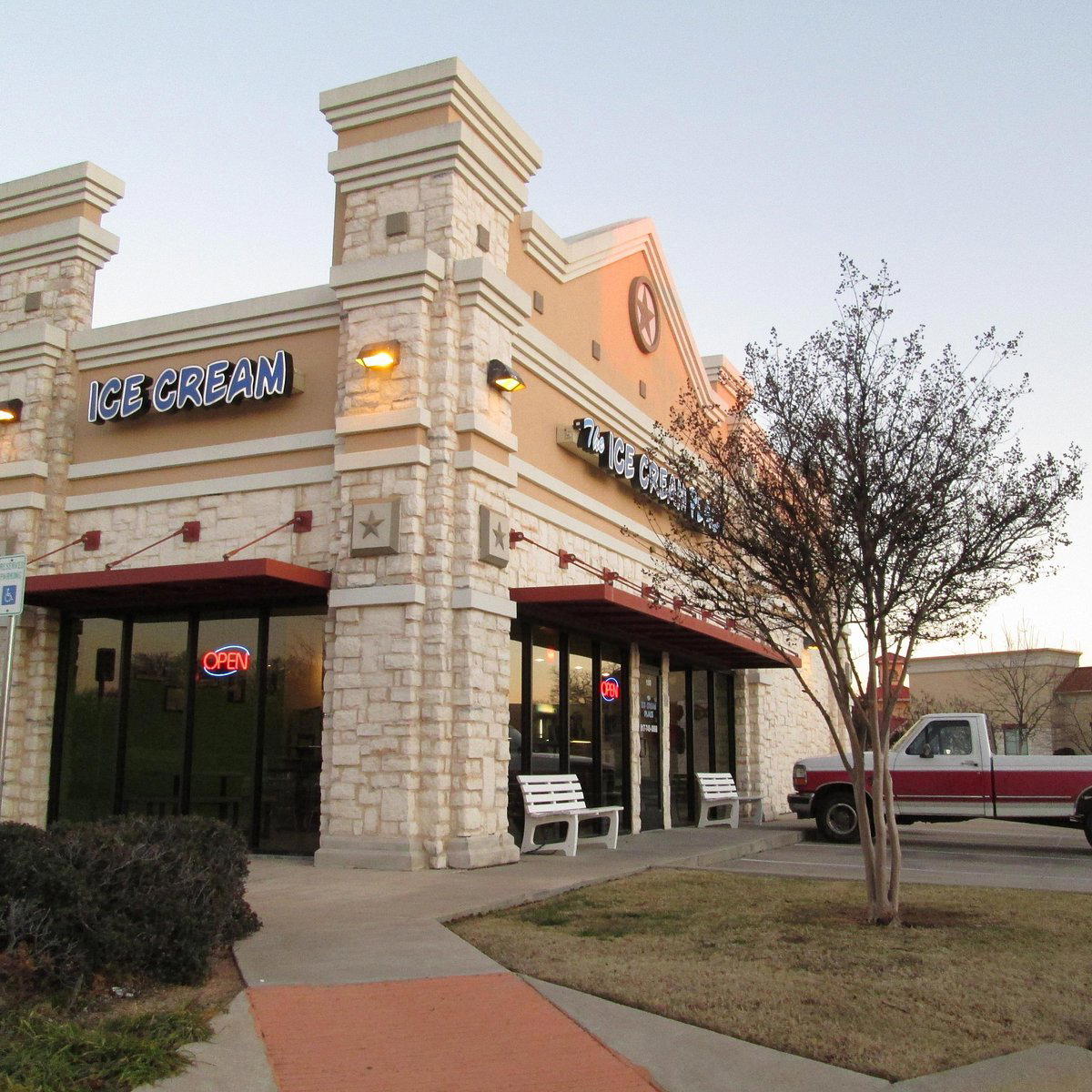 Ice Cream Place, Southlake, United States