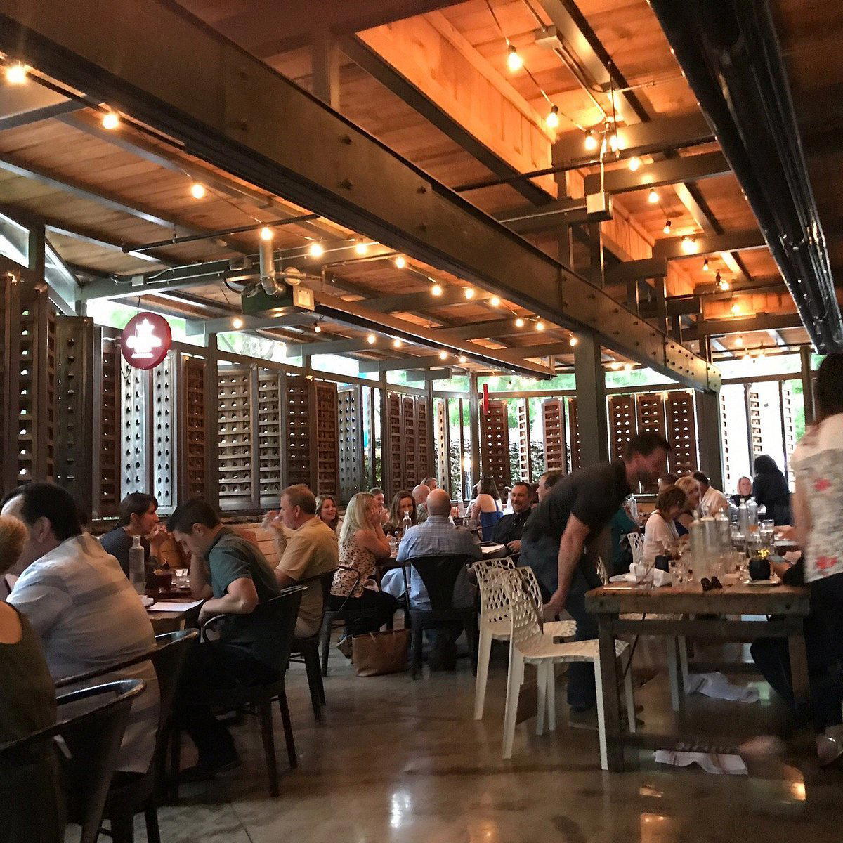 Made Kitchen & Cocktails restaurant in Alpharetta, United States