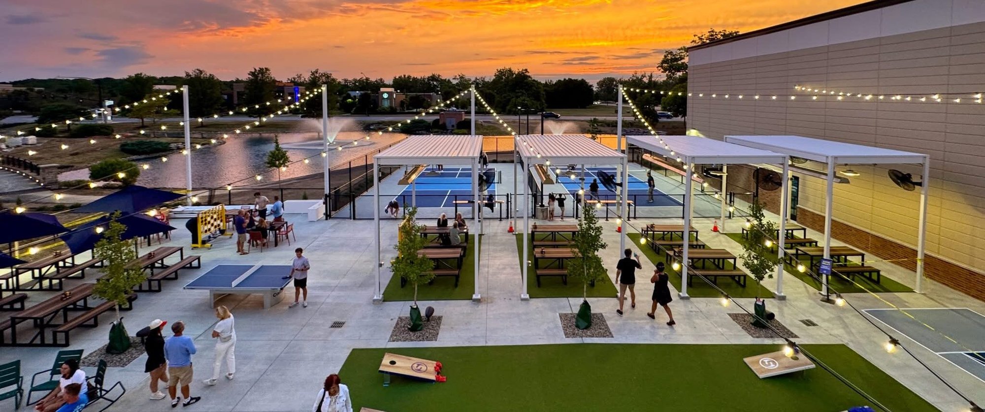 Smash Park Westerville restaurant in Westerville, United States